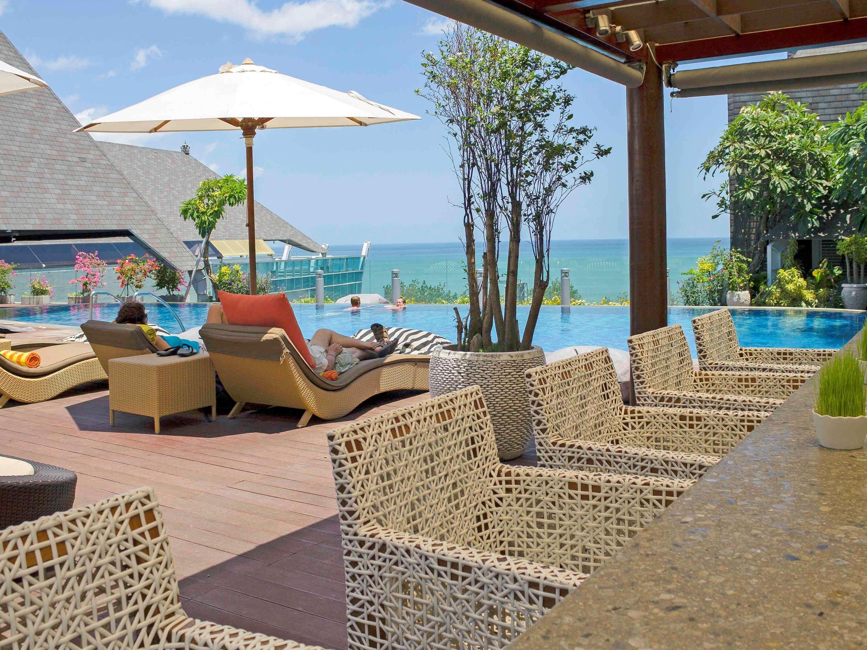 The Kuta Beach Heritage Hotel - Managed By Accor Exterior photo The pool at the hotel