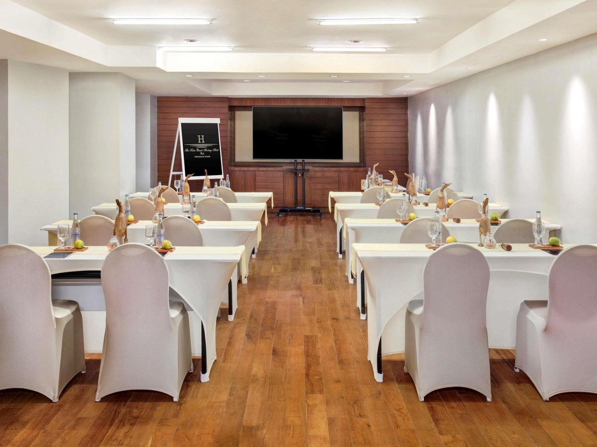 The Kuta Beach Heritage Hotel - Managed By Accor Exterior photo