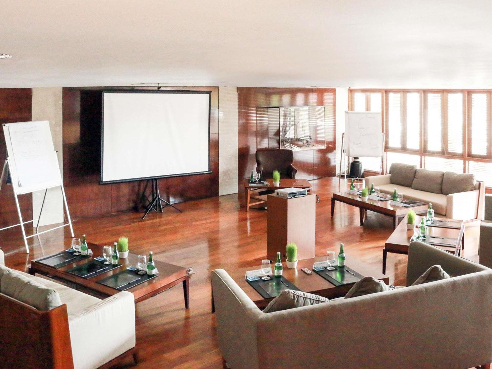 The Kuta Beach Heritage Hotel - Managed By Accor Exterior photo
