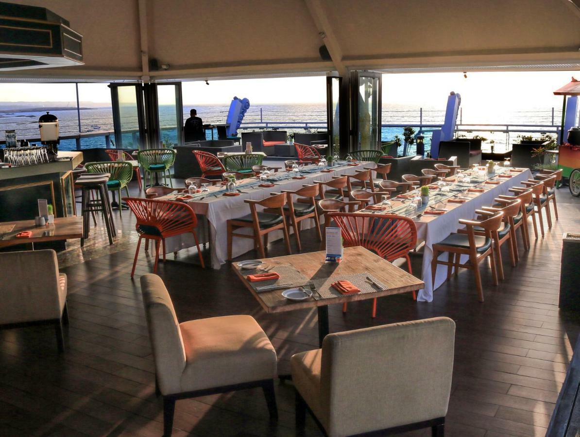 The Kuta Beach Heritage Hotel - Managed By Accor Exterior photo The interior of the restaurant